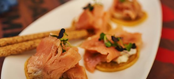 El próximo jueves 9 de noviembre a las 20h, tendrá lugar un maridaje muy especial en Restaurante Cobarcho: selección de tapas del Cobarcho que se maridarán con cervezas de Estrella Galicia de la mano de un maestro cervecero que nos desvelará sus secretos.